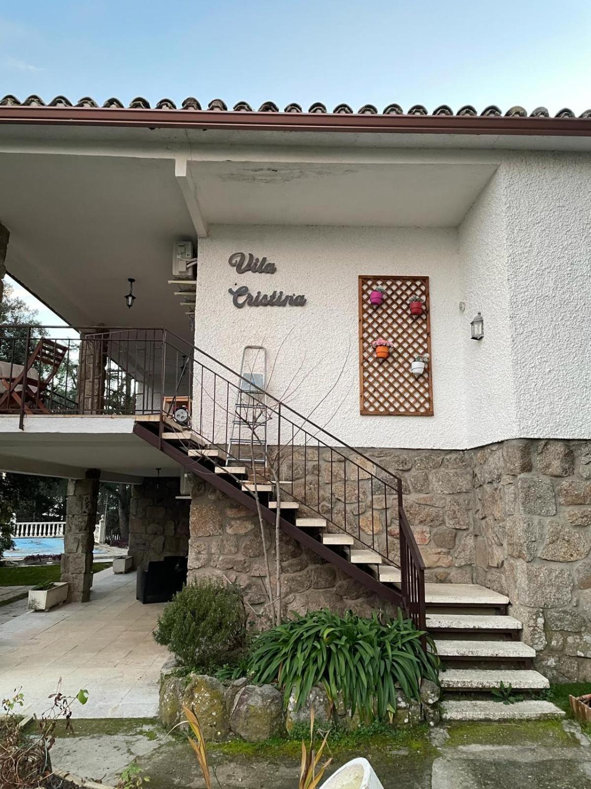 Vila Cristina Valdemorillo Bagian luar foto